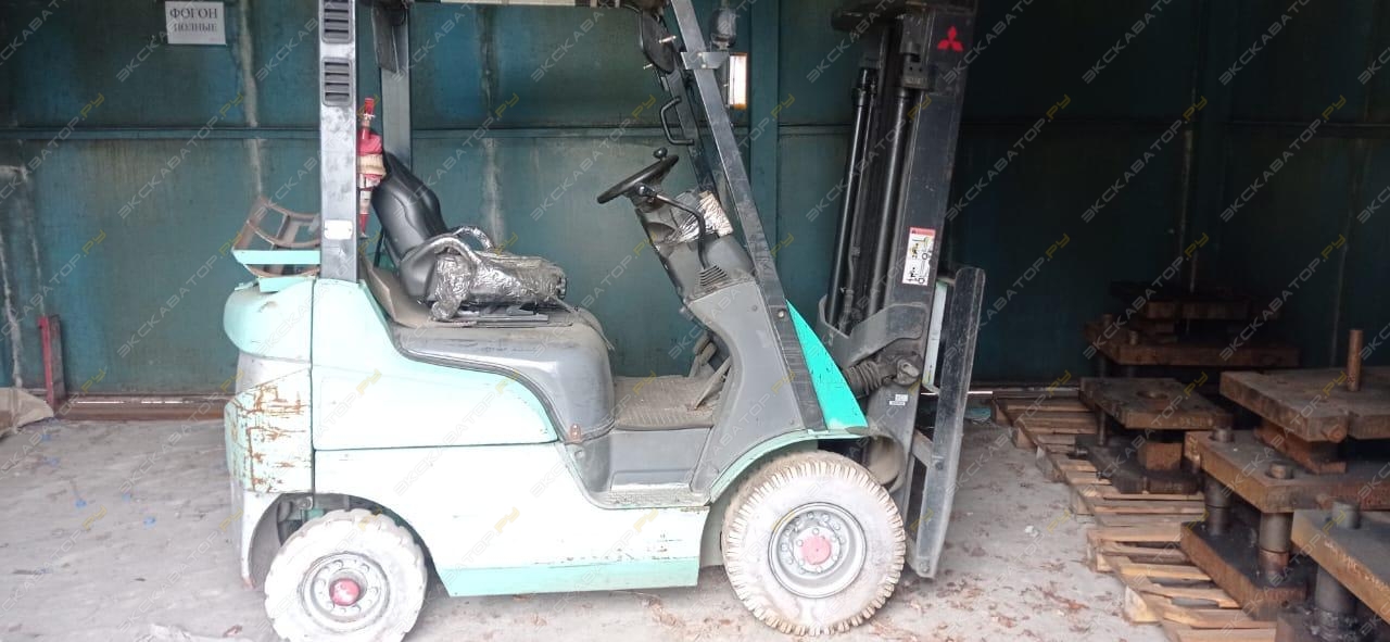 Mitsubishi FG15NT [4]