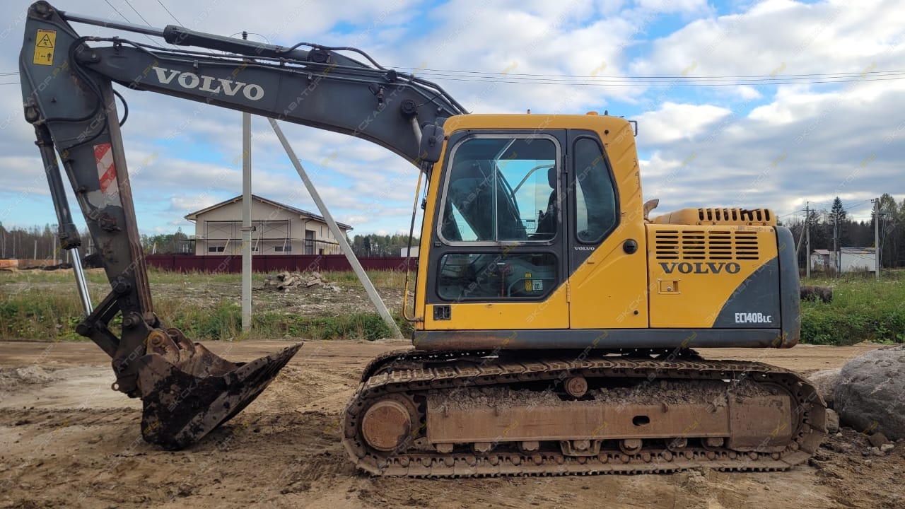 Volvo EC140B LC [7]