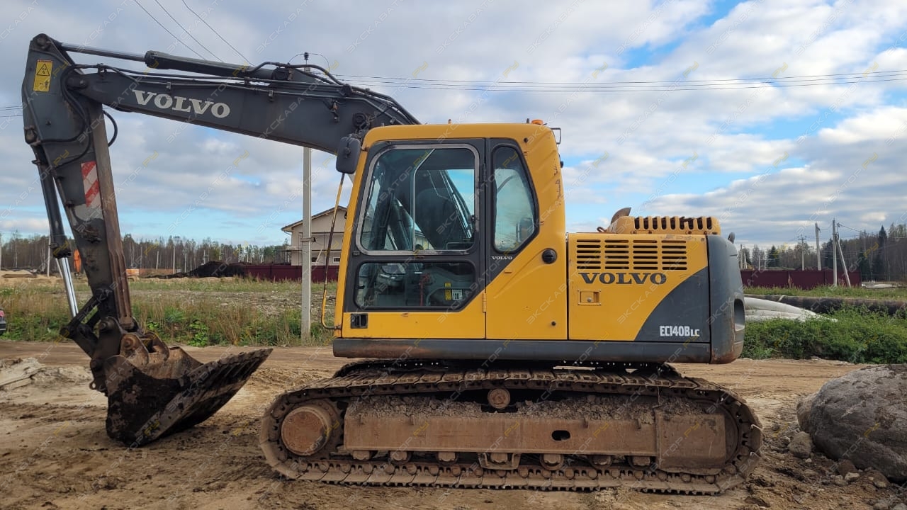 Volvo EC140B LC [12]
