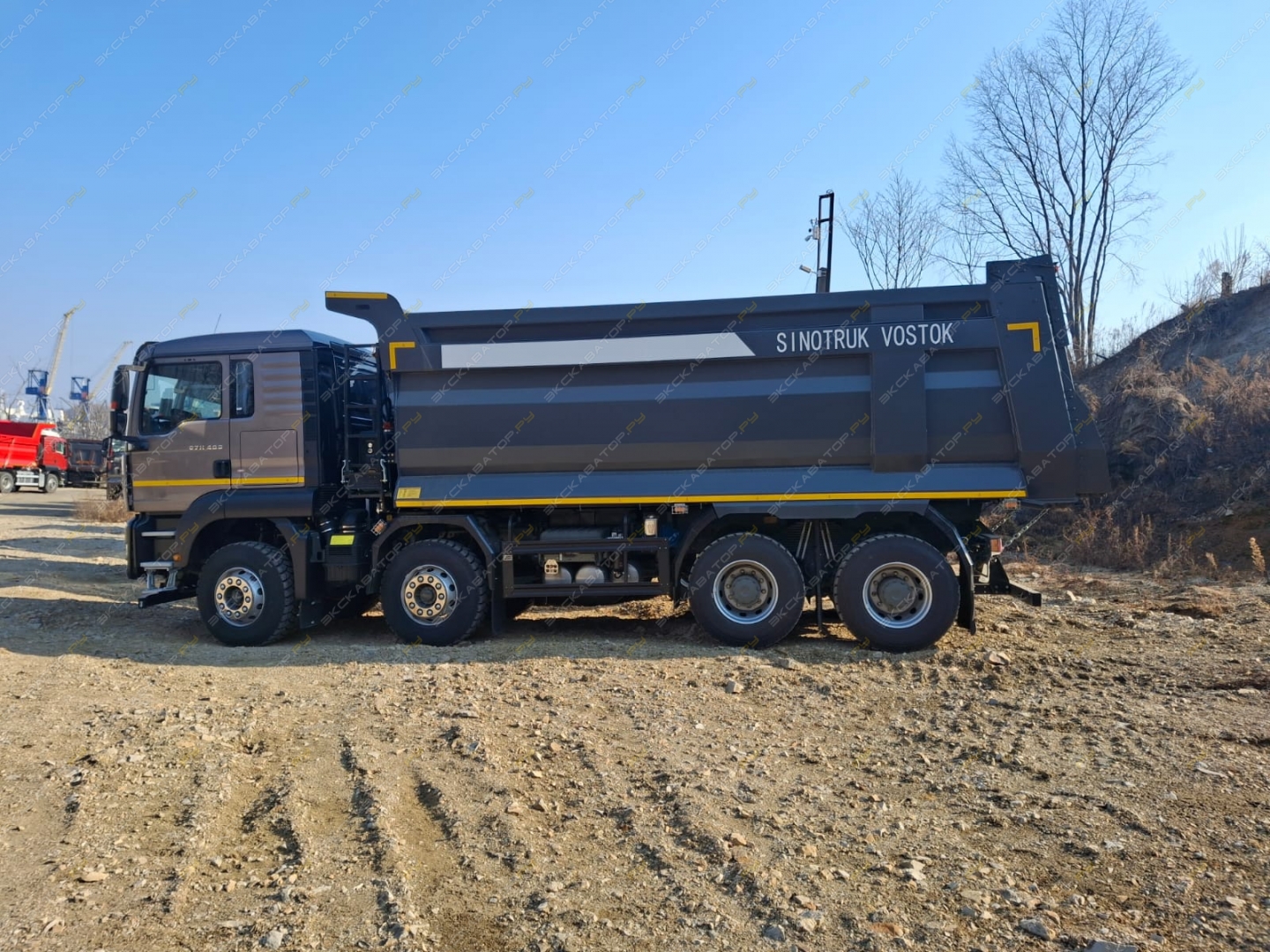 Sitrak C7H 8x4 [1]