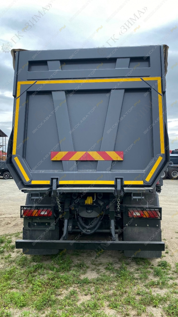Sitrak C7H MAX 8x4 [6]