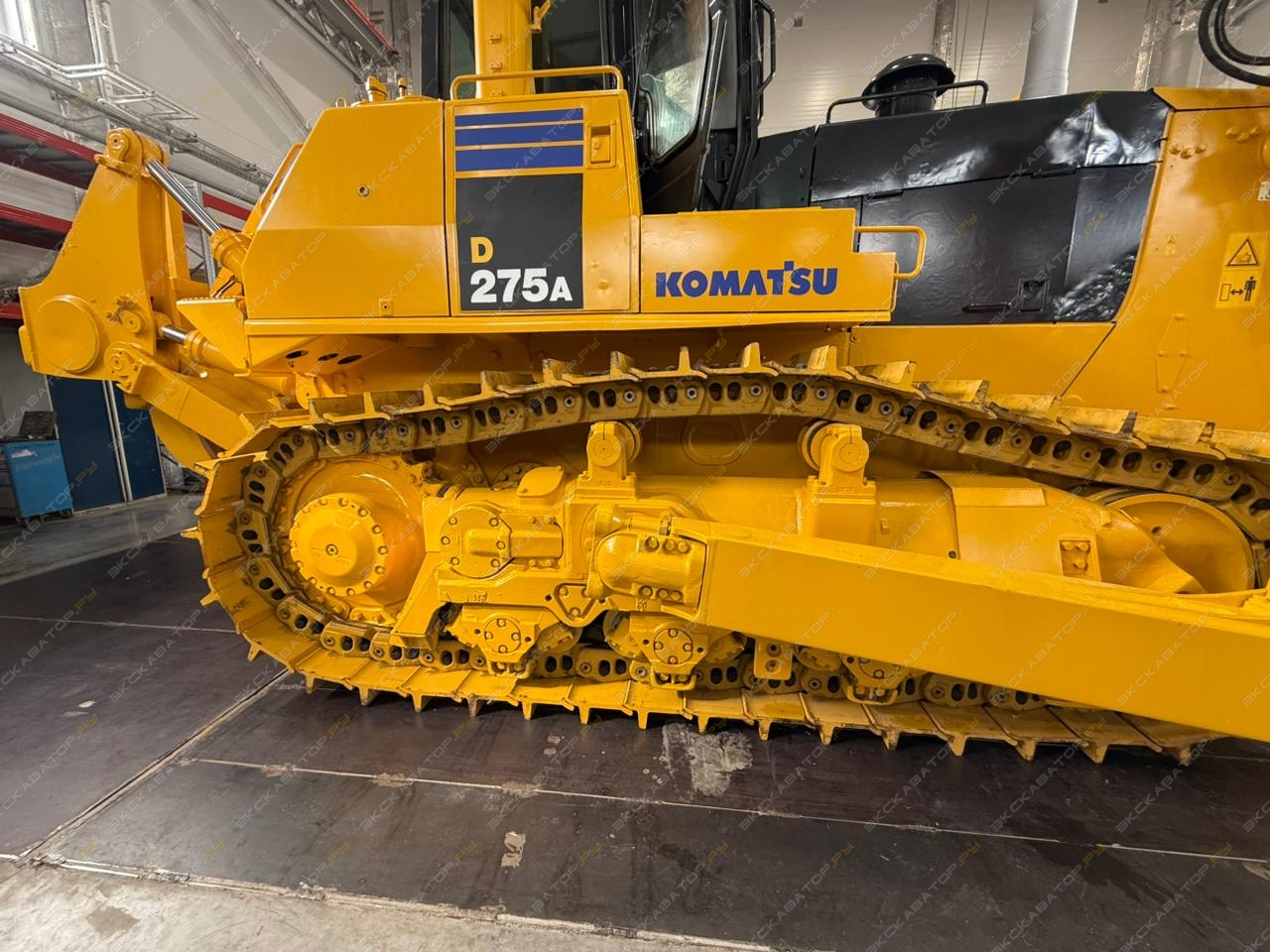 Komatsu D275A-5 [2]