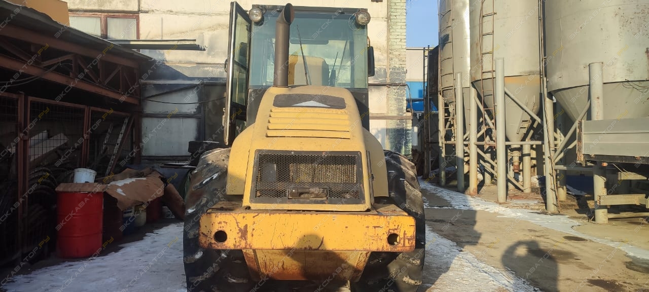Caterpillar CS663E [2]
