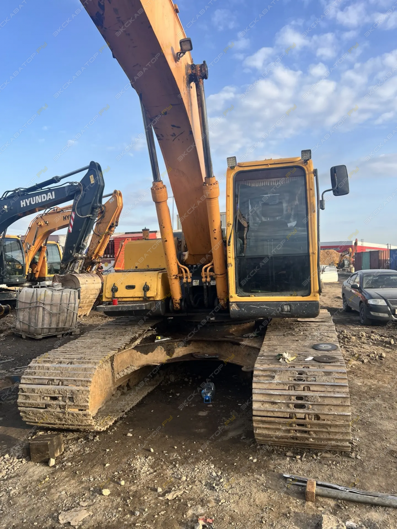 Hyundai R 220LC-9S [1]