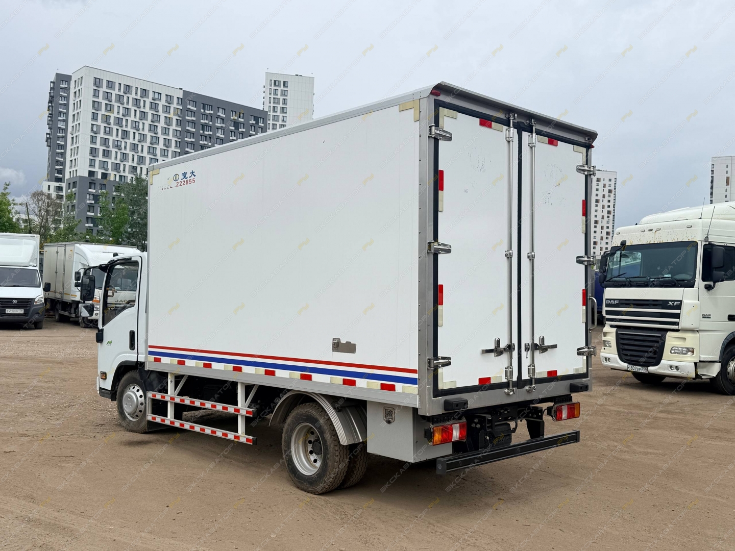 Isuzu Elf [4]