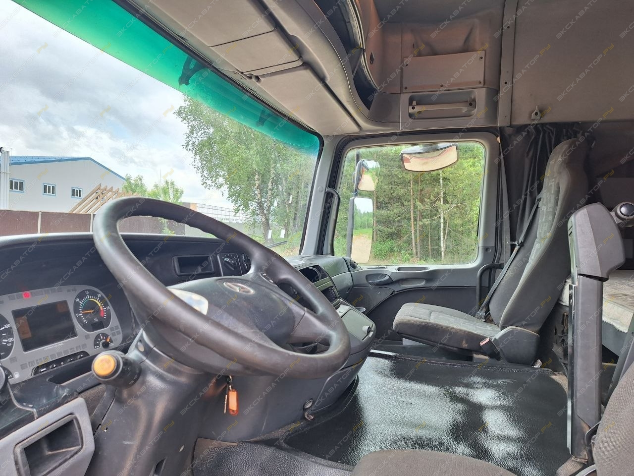 Mercedes-Benz Actros [9]