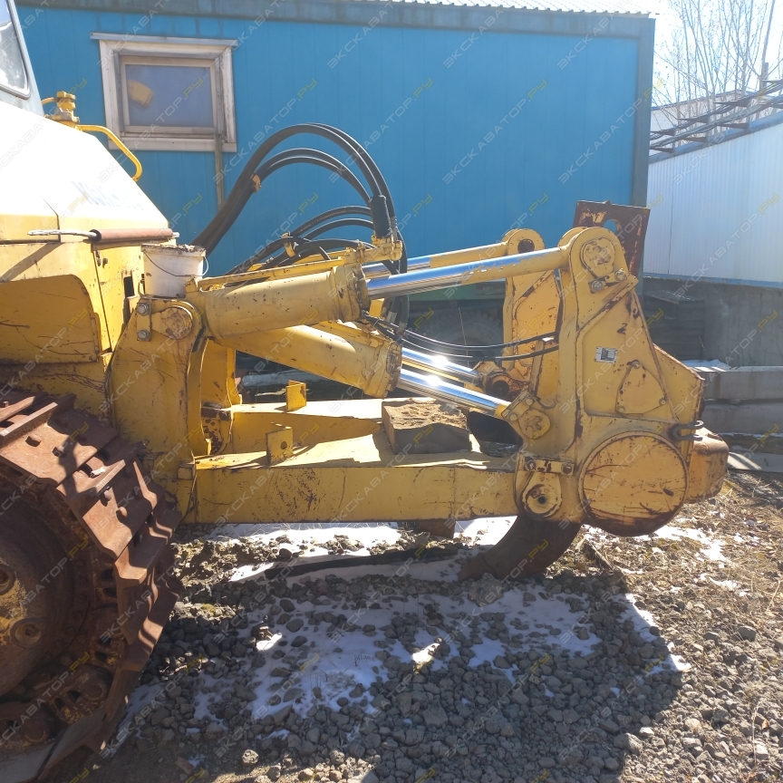 Komatsu D155A-5 [1]