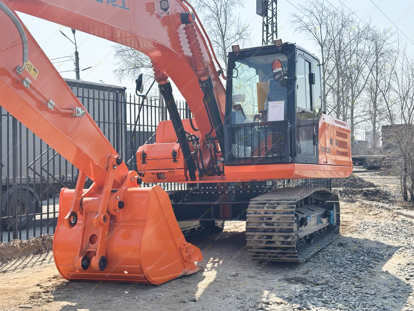 Lonking CDM6205 [2]