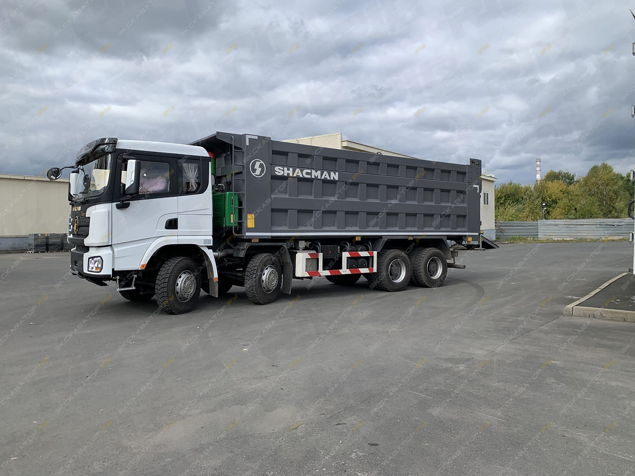 Shacman SX331863366 [3]
