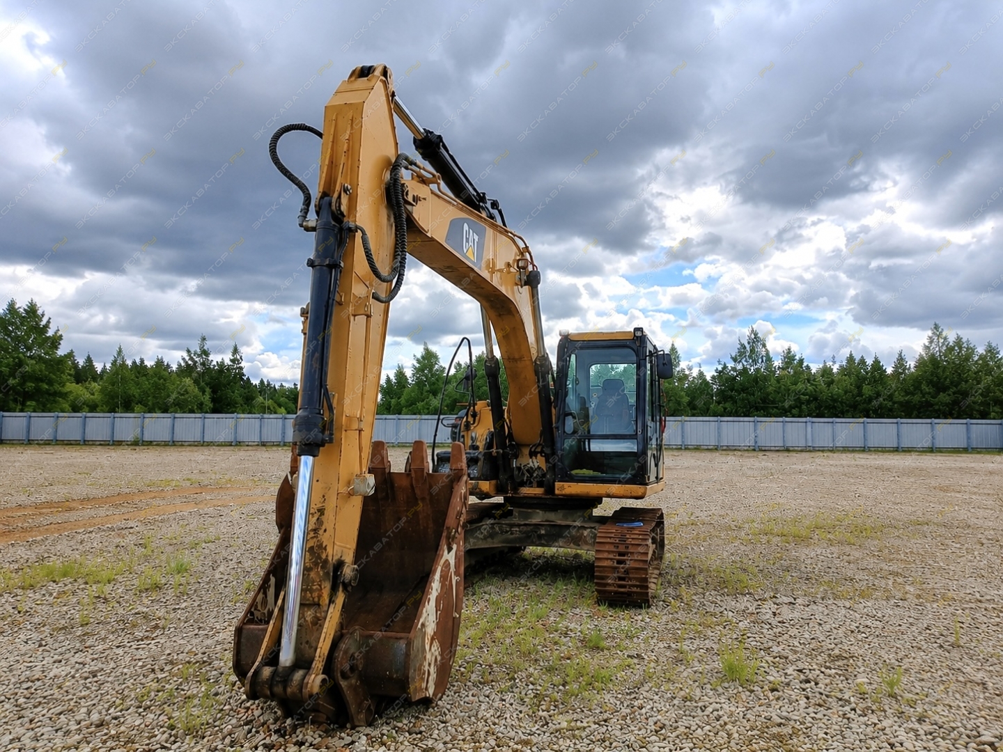 Caterpillar 318D2 L [1]
