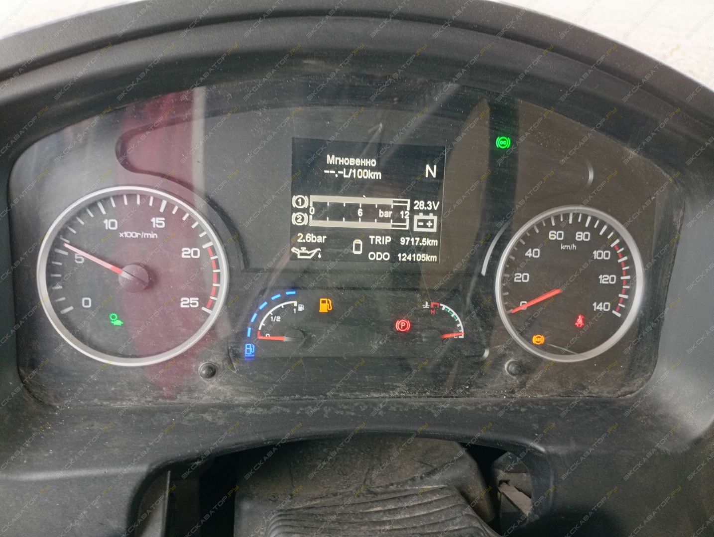 Shacman SX42584W324C [10]