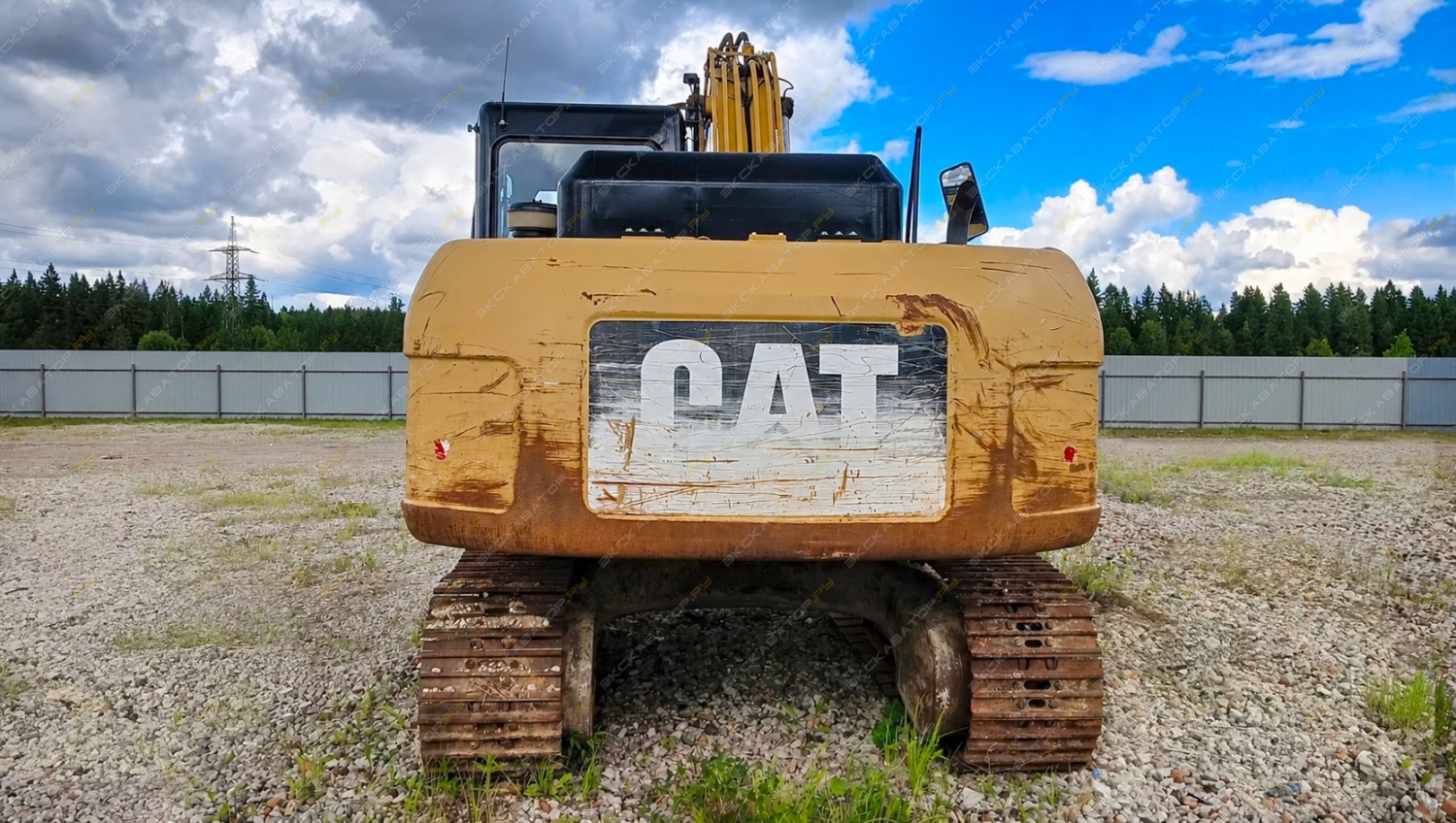 Caterpillar 318D2 L [2]