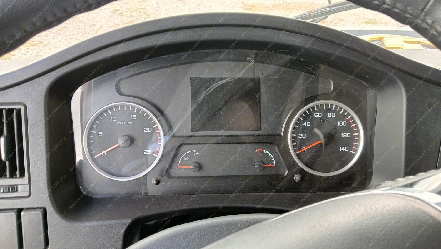 Shacman SX33186V366 [16]