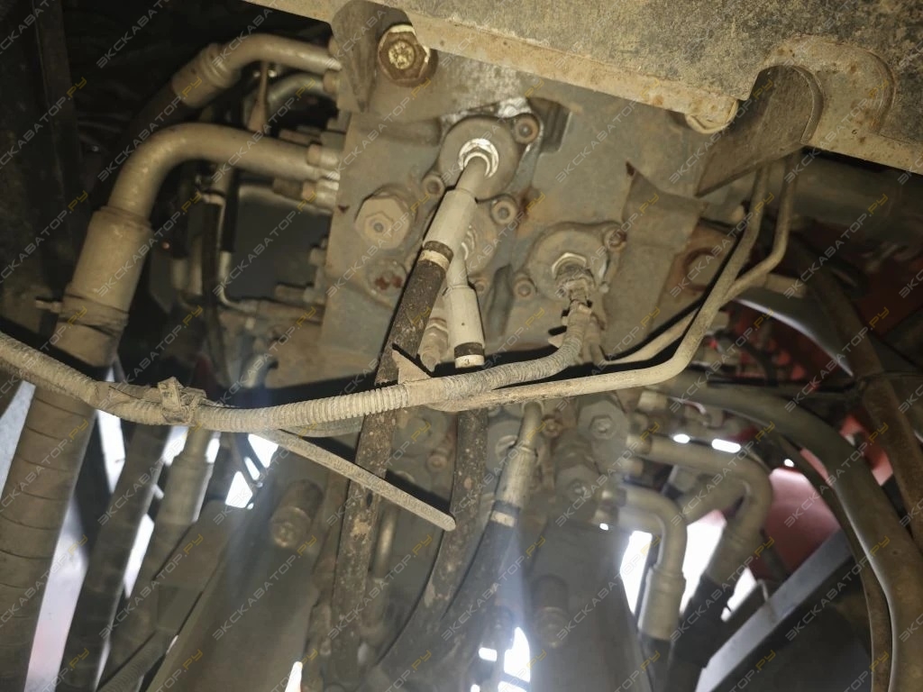 Hitachi ZX200-5 [5]