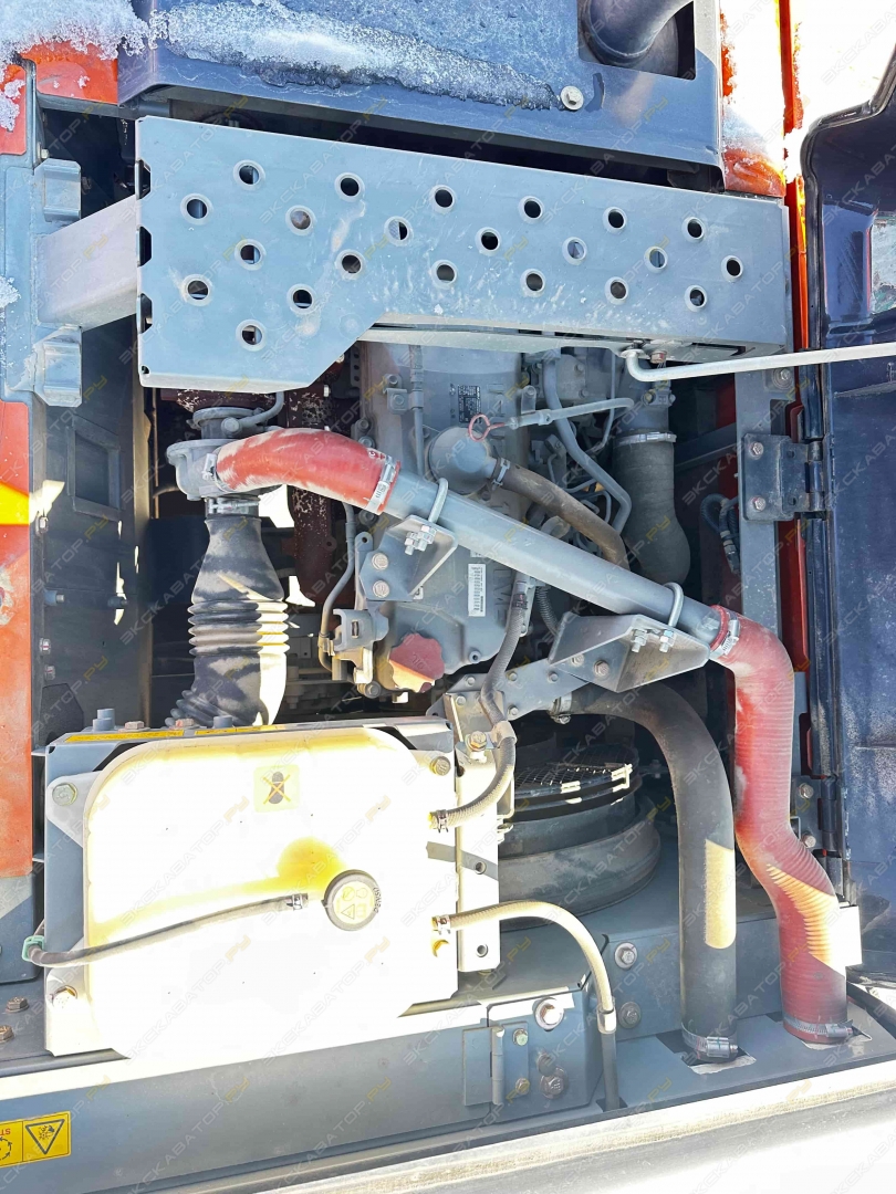 Hitachi ZX200-5 [5]