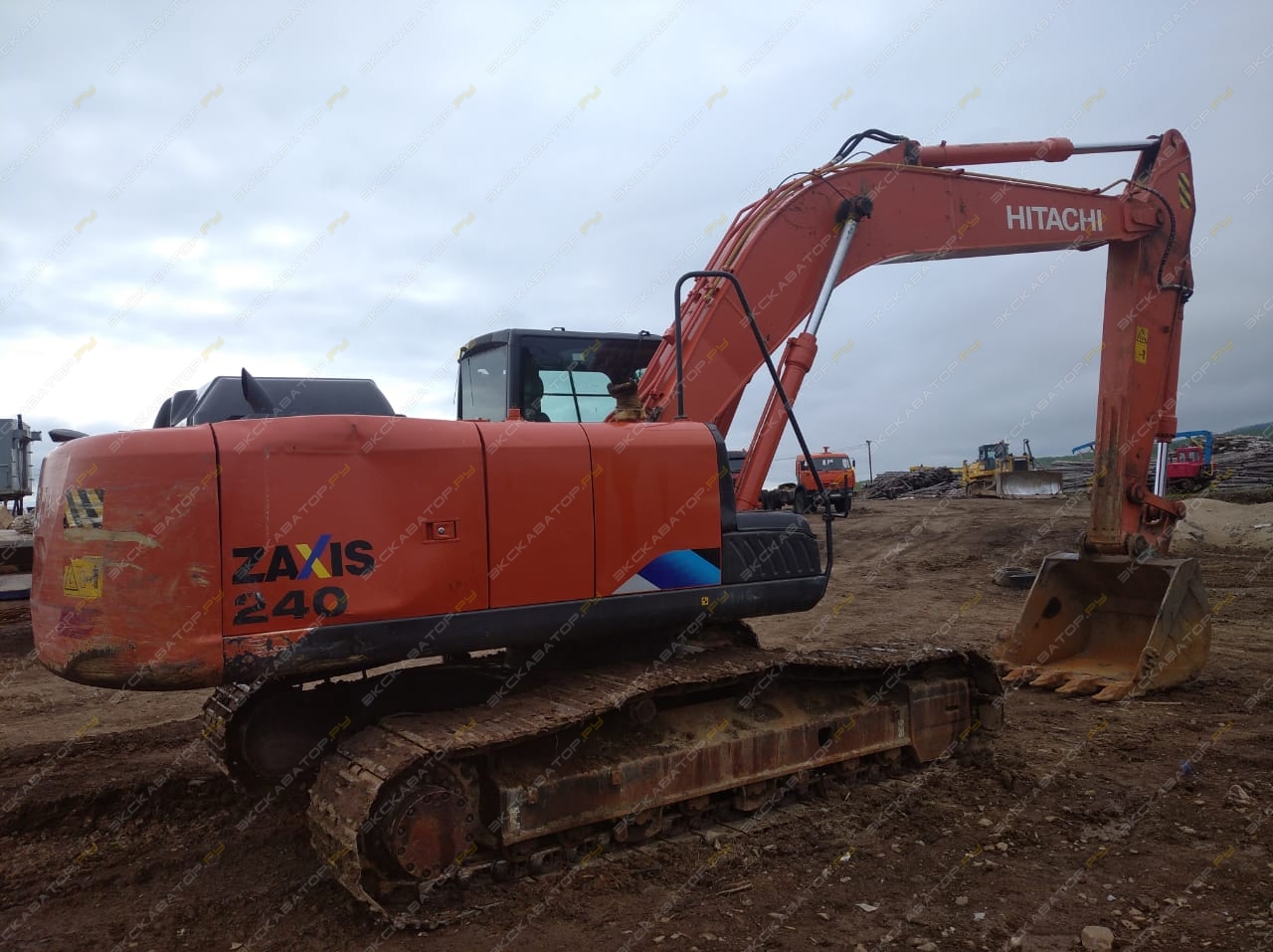 Hitachi ZX240-5G [18]