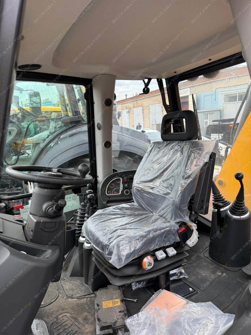 JCB 4CX [7]
