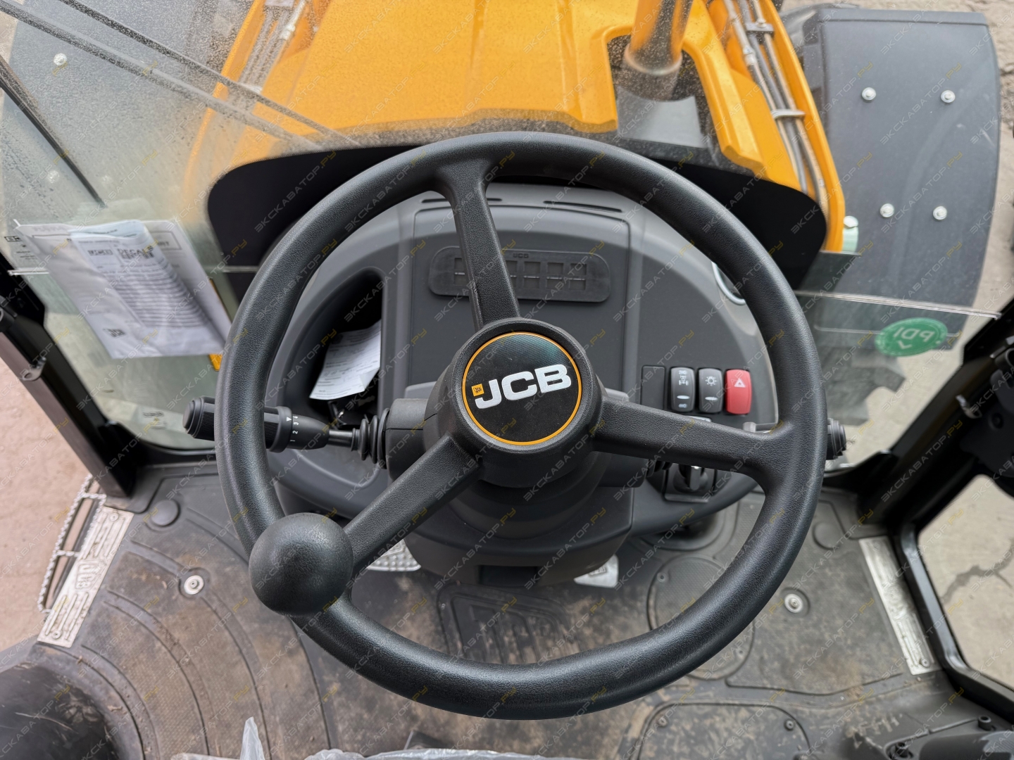 JCB 4CX [8]