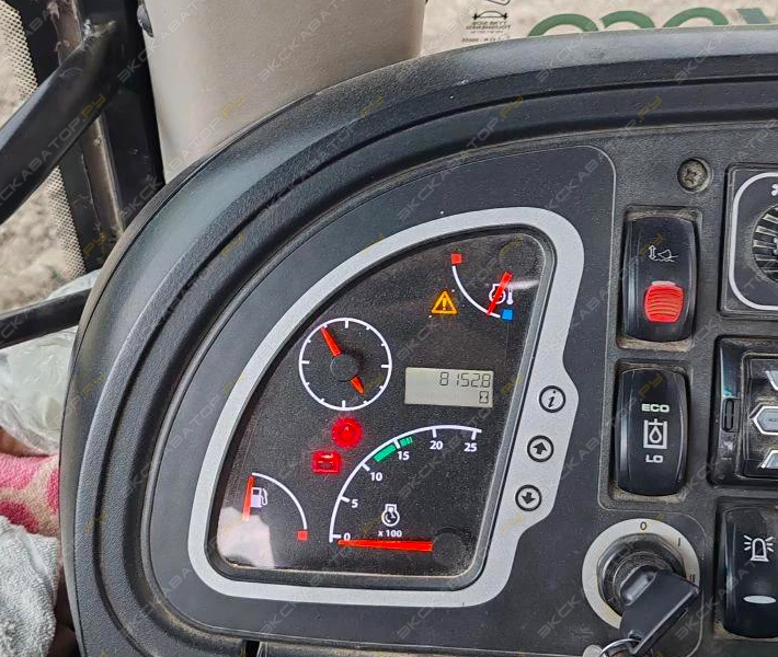 JCB 4CX [4]