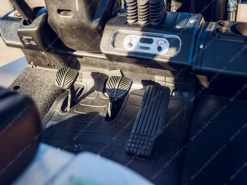 TEU FD25Т [4]