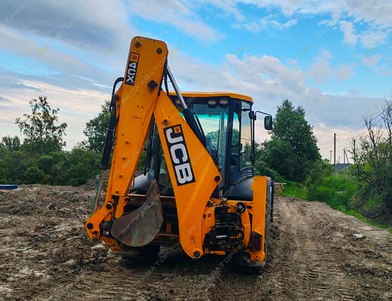 JCB 4CX [3]