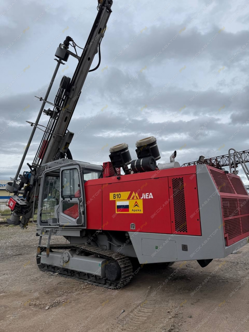 Atlas Copco ROC L6-44 [17]