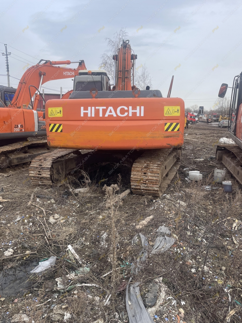 Hitachi ZAXIS 230 [2]