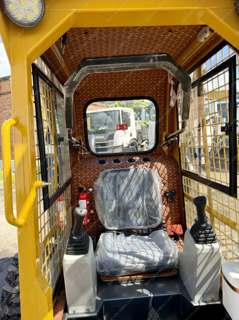 UKB-TRUCK UT85GH [6]