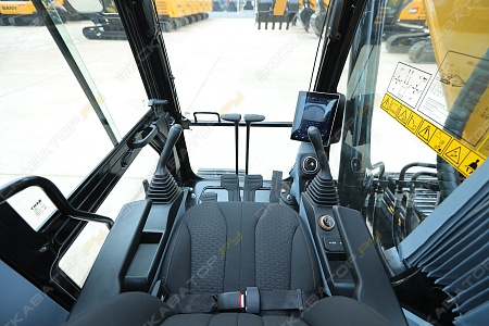 Sany SY215H Pro [28]