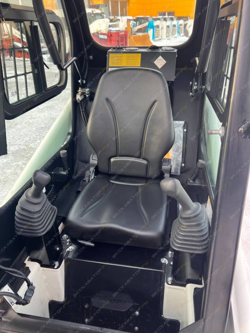 Lonking CDM303 [7]