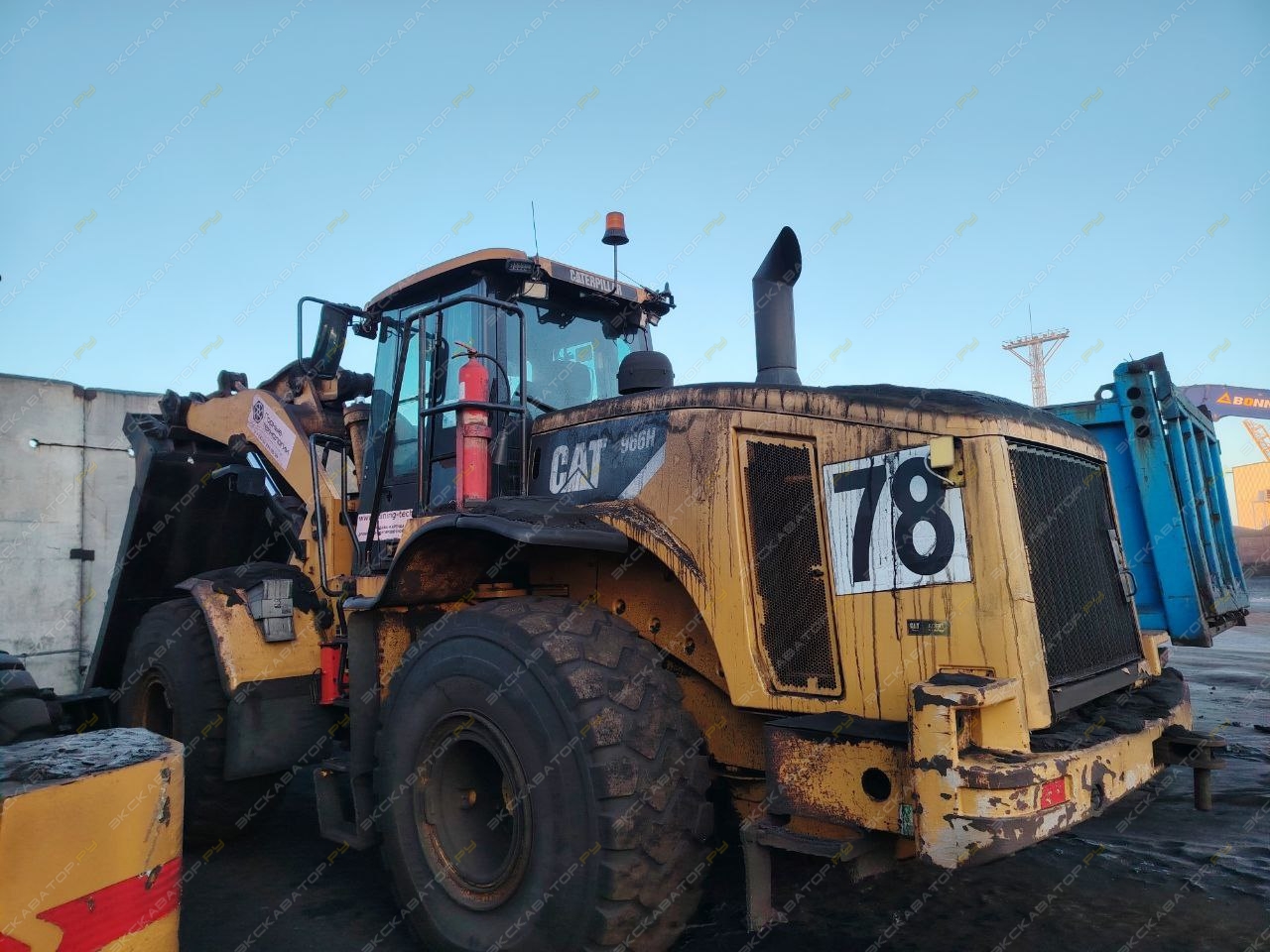 Caterpillar 966H [8]