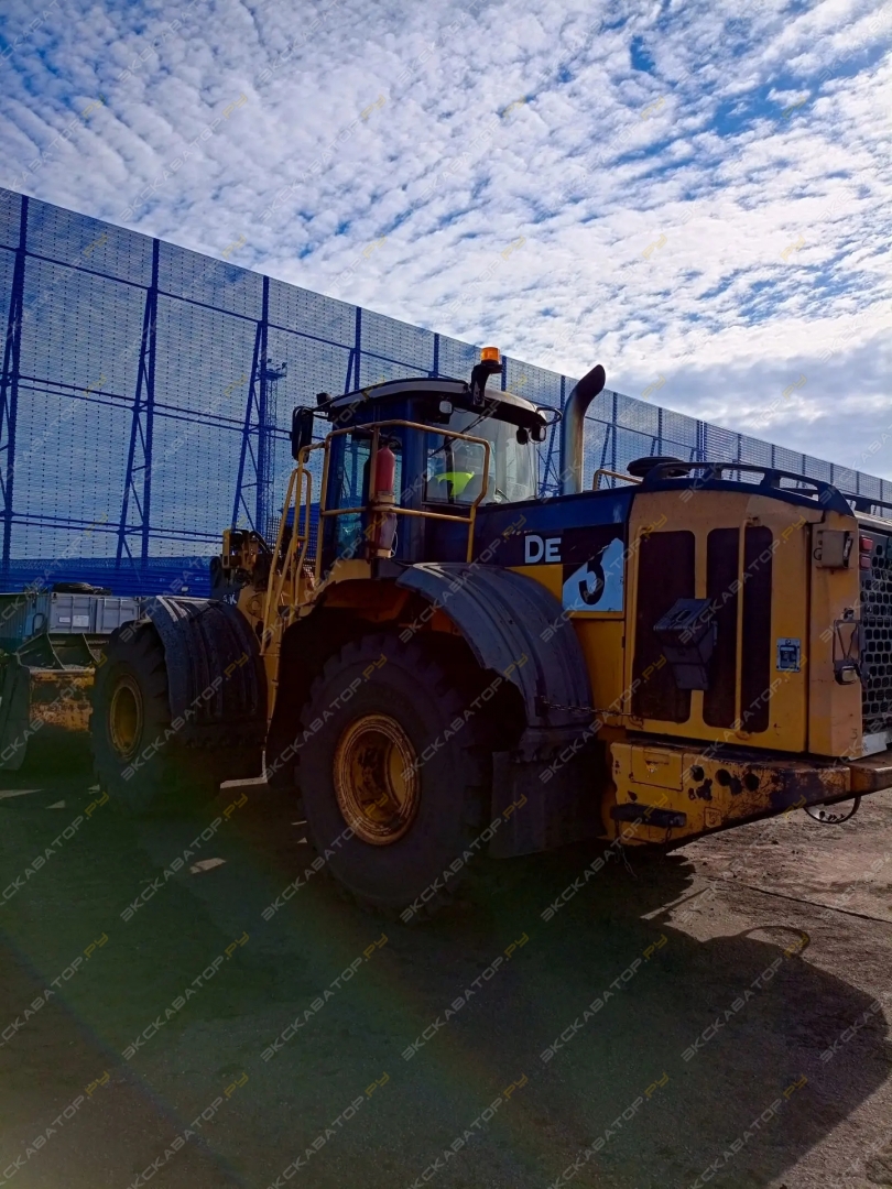 John Deere 744K High-Lift [6]