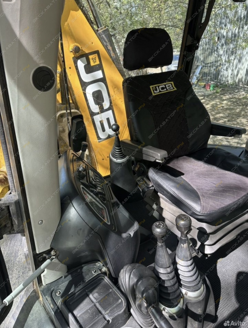 JCB 3CX [4]