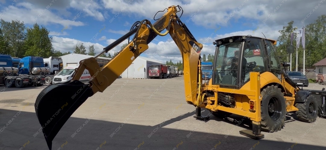 Caterpillar 428E [9]