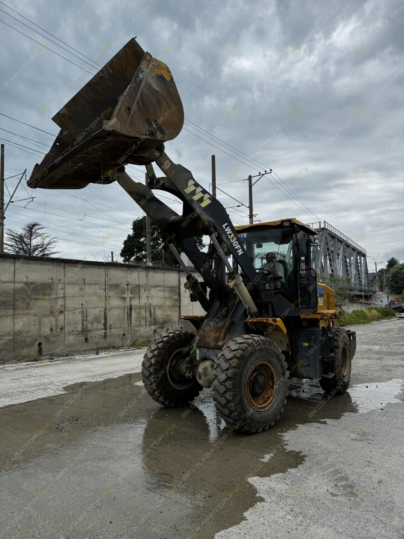 XCMG LW330FN [4]