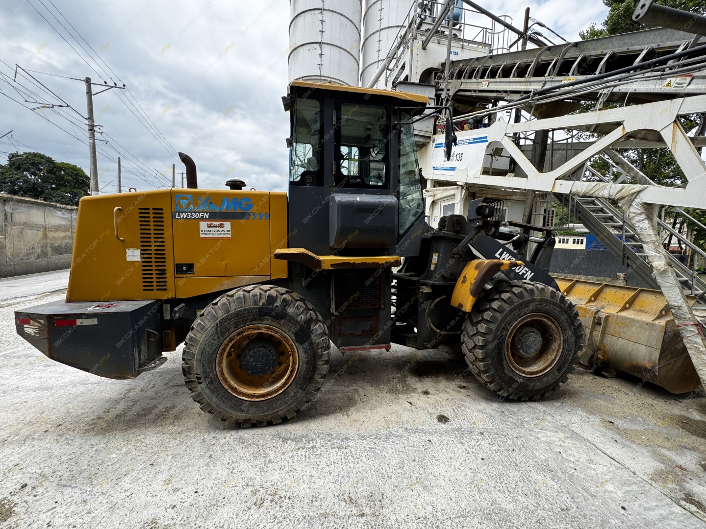 XCMG LW330FN [2]