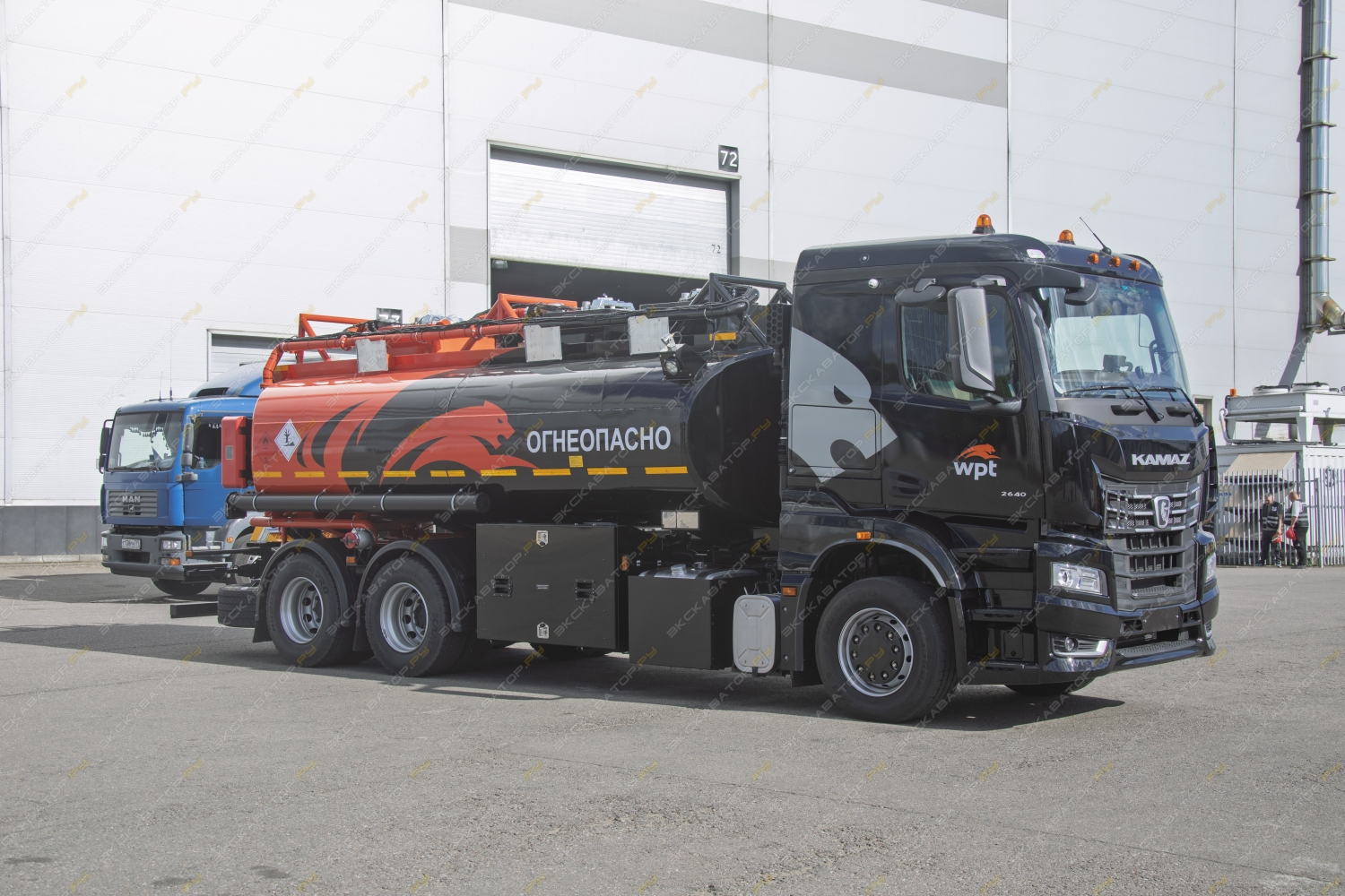 ГрАЗ АТЗ-56216 на шасси КамАЗ-65658 [3]