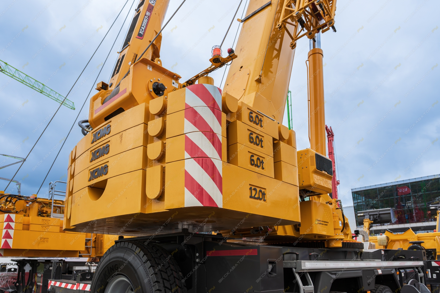 XCMG XCT130 S [17]