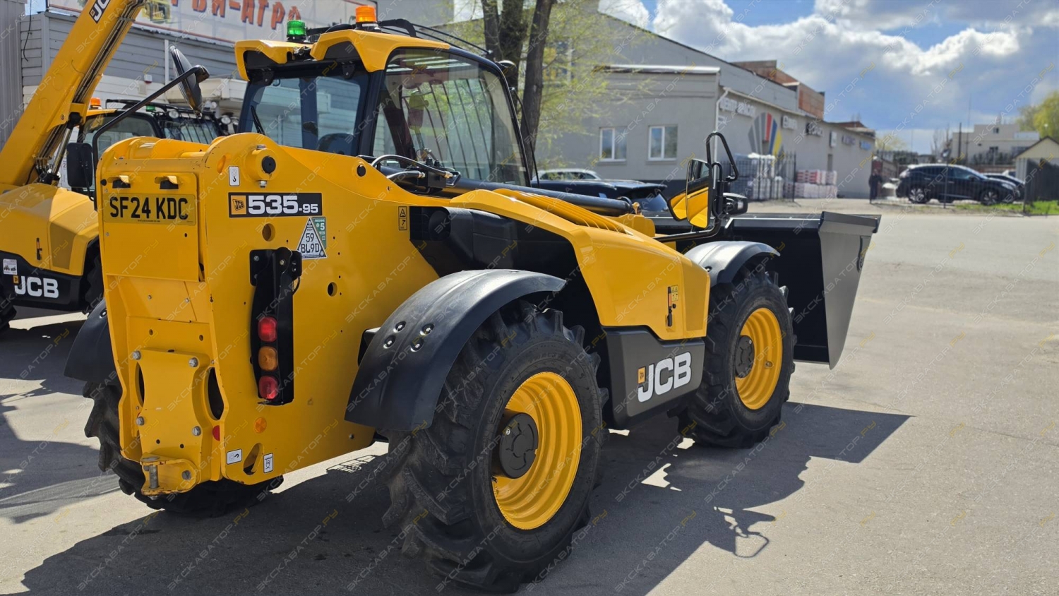 JCB 535-95 [14]