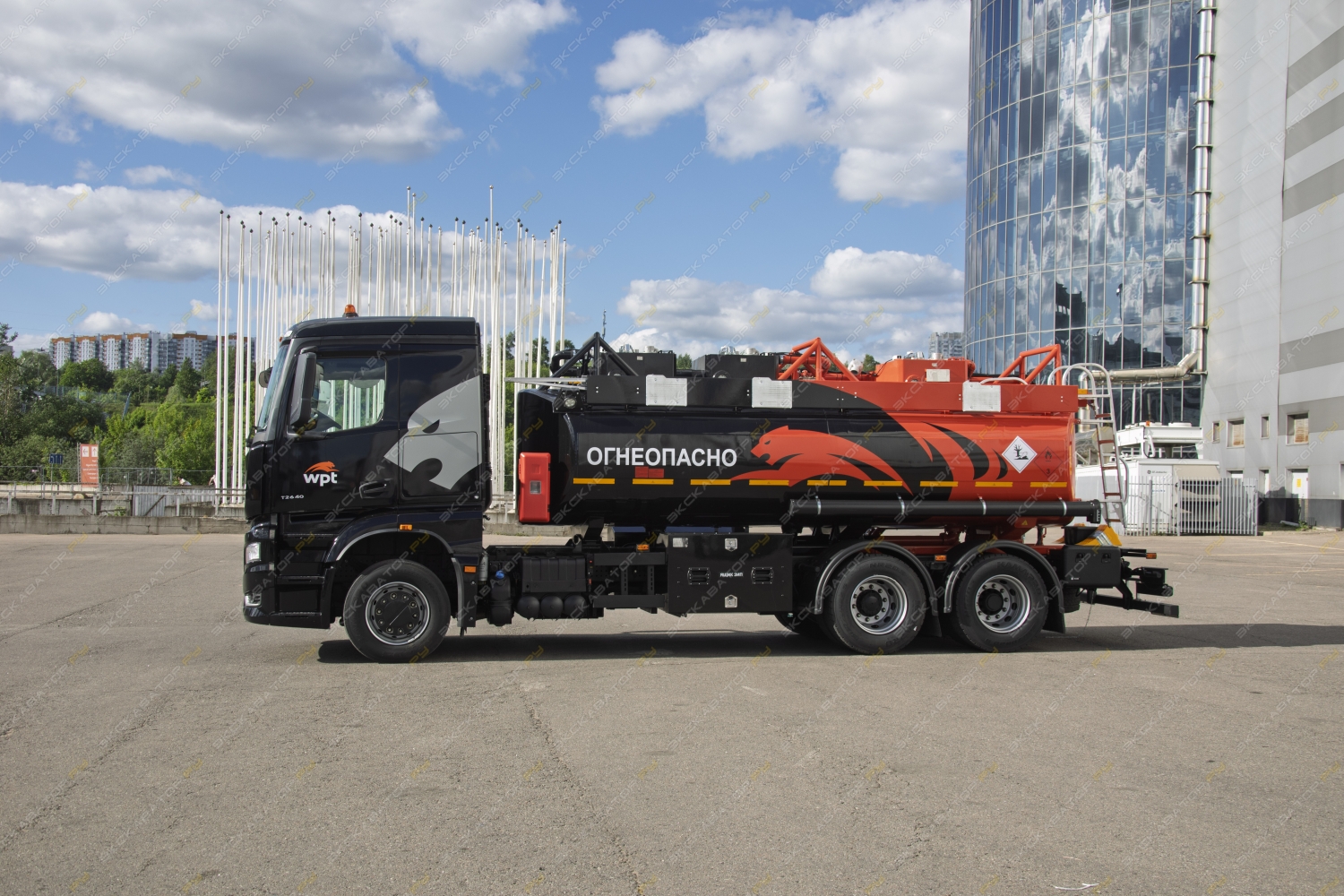 ГрАЗ АТЗ-56216 на шасси КамАЗ-65658 [5]