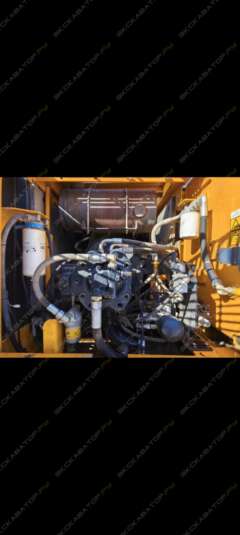 JCB JS 220LC [12]