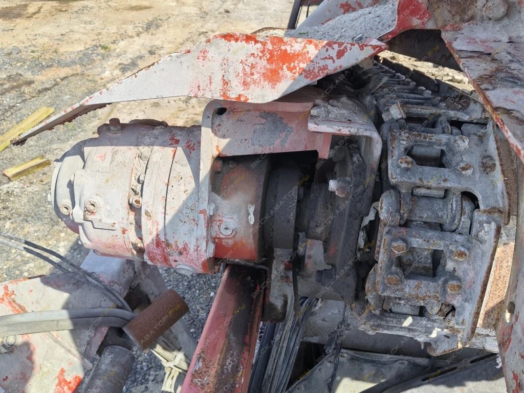 Sandvik QA340 (Extec S-5) [17]