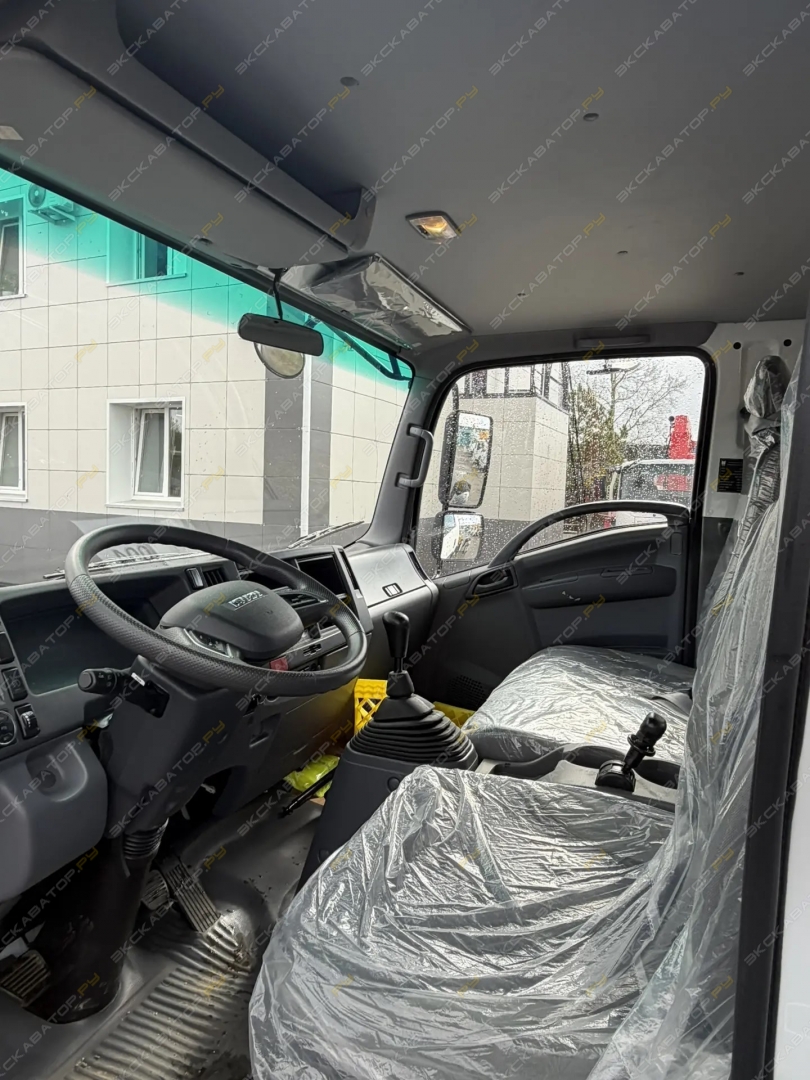 Isuzu Elf [6]