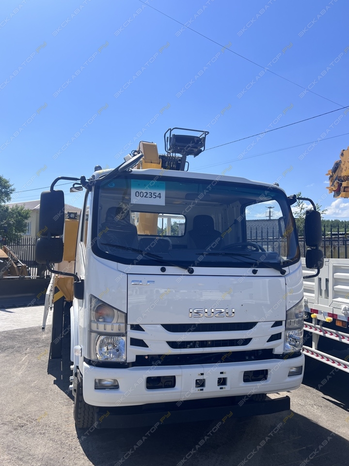 Isuzu Elf [6]
