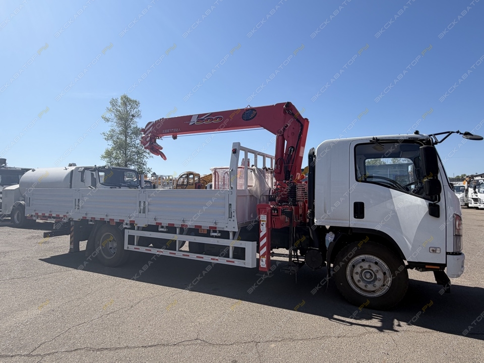 Isuzu Elf [1]