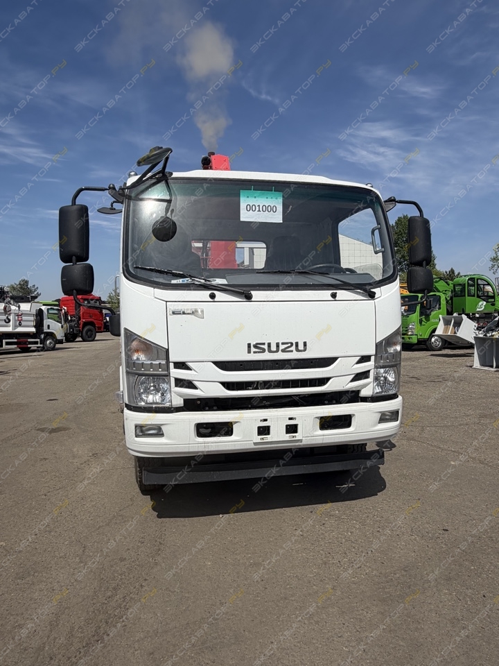 Isuzu Elf [3]