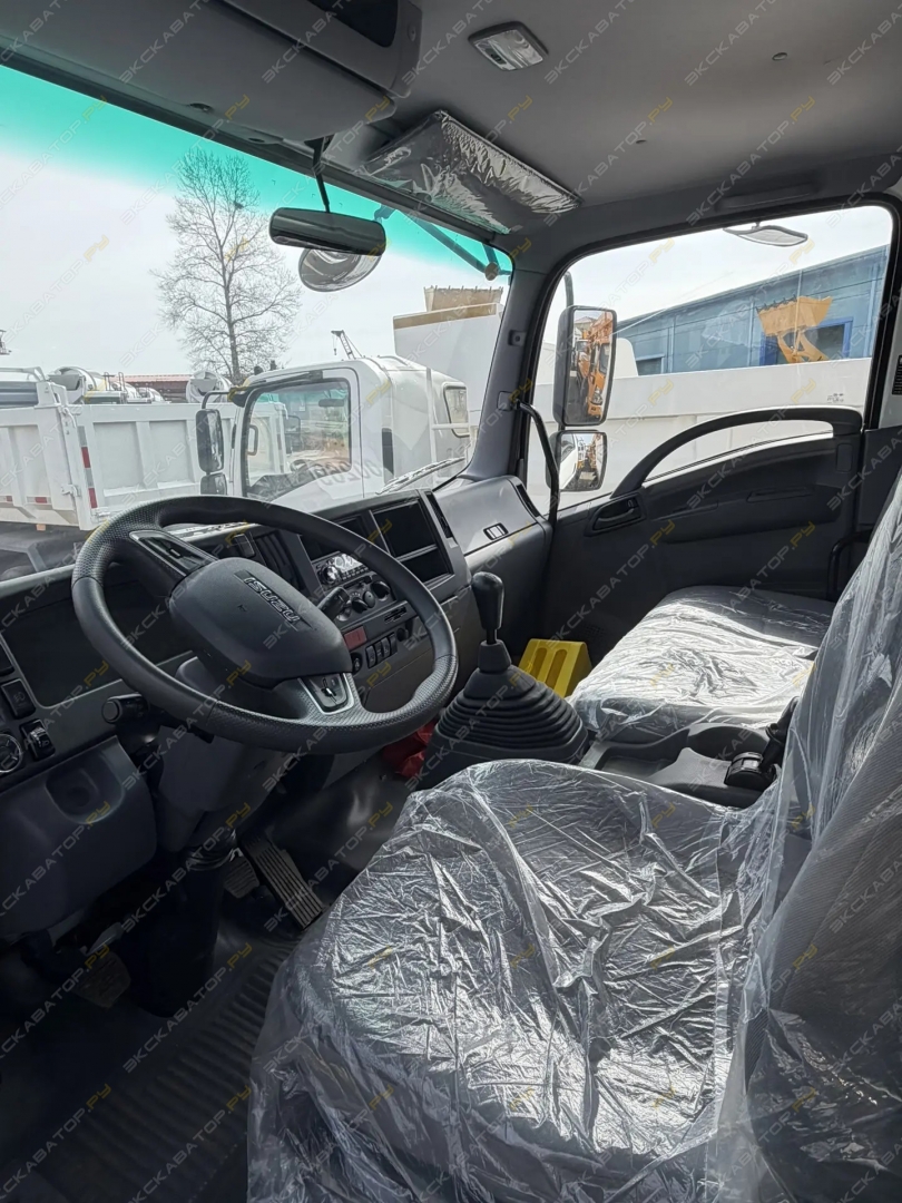 Isuzu Elf [10]