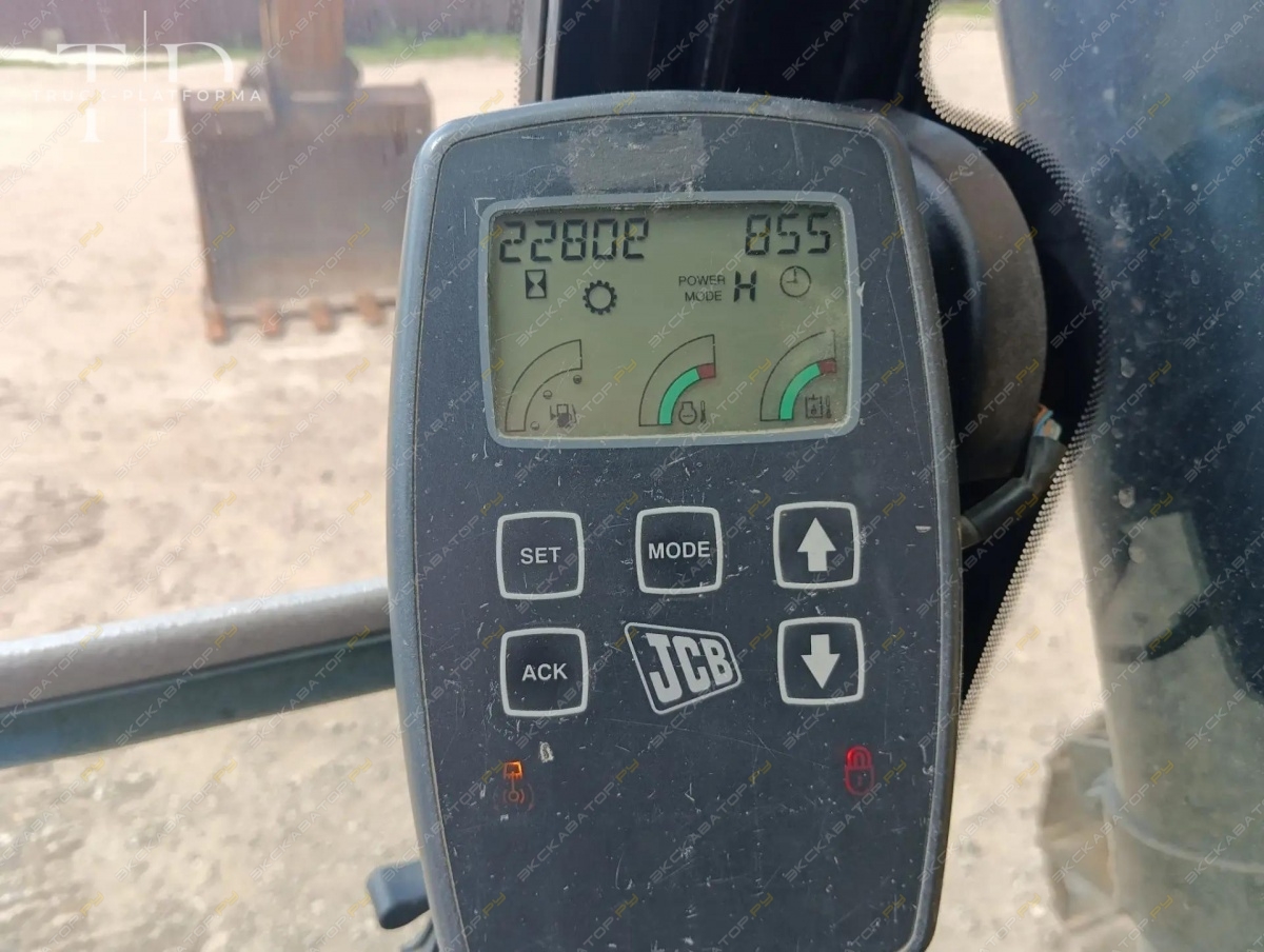 JCB JS 330LC [9]