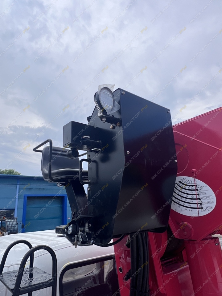 Isuzu Giga [8]