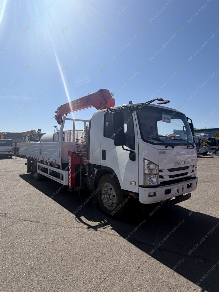 Isuzu Elf [2]
